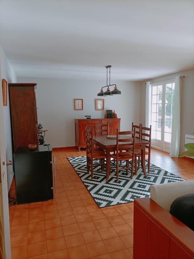 Villa 8 Personnes O Mes Anges Сен-Жулиен-ан-Борн Екстериор снимка